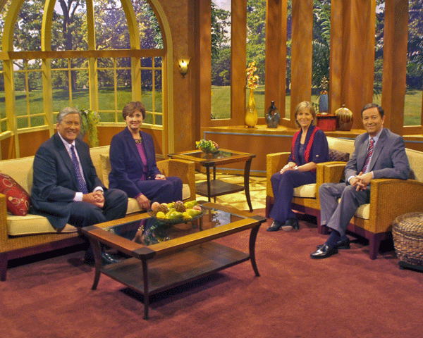 Love and Marriage Experts, Dr. Charles D. Schmitz and Dr. Elizabeth A. Schmitz inteview on WGN Morning News