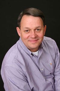 Dr. Charles D. Schmitz and Dr. Elizabeth A. Schmitz interview with Rick Crandall about marriage, love and relationships.